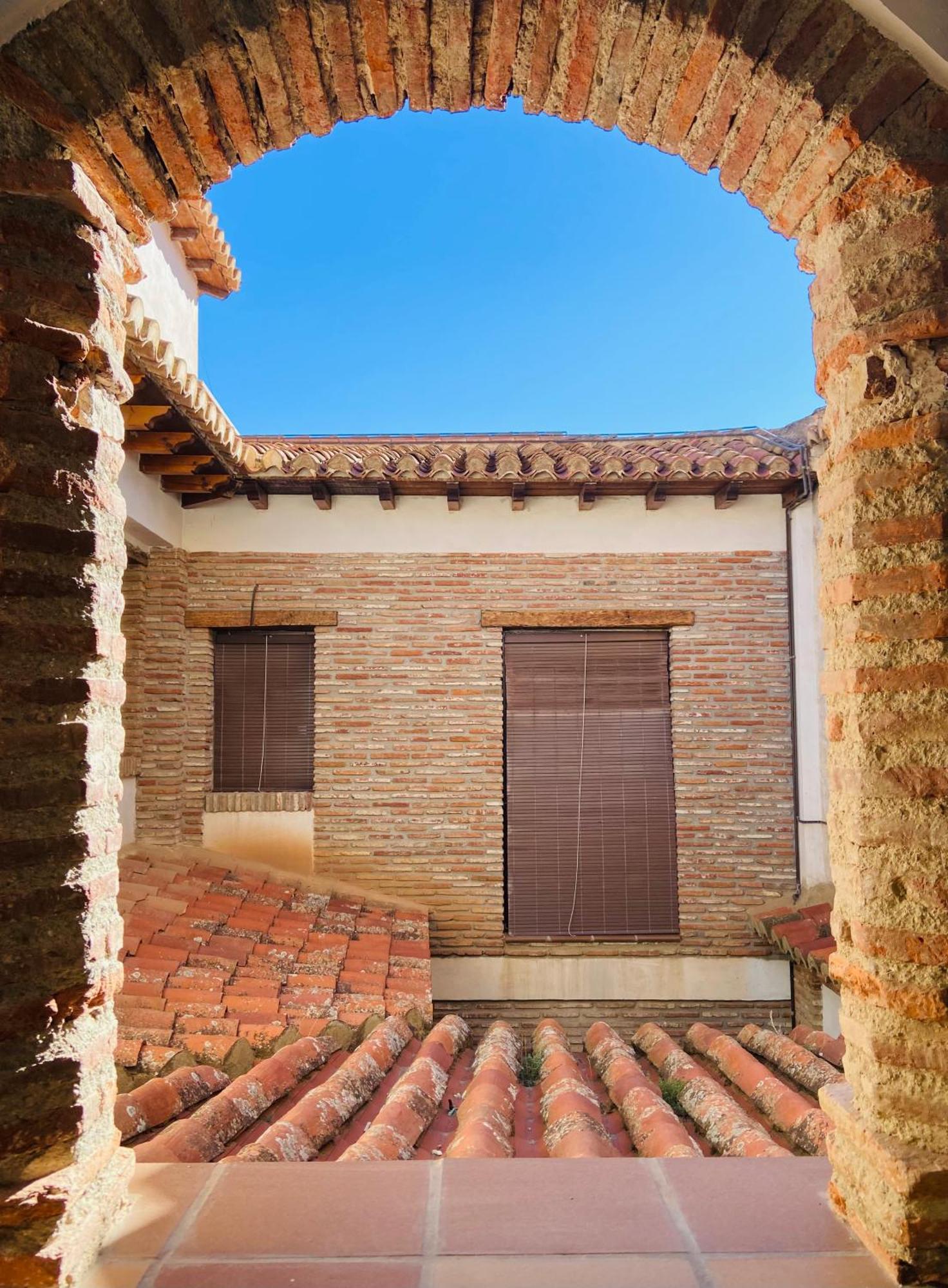 La Fonda De La Calle Ancha Гвадикс Экстерьер фото